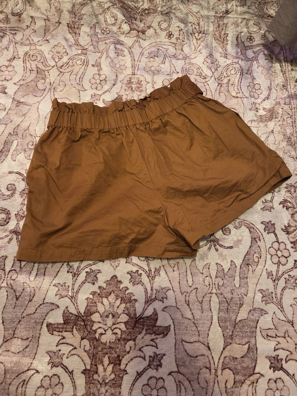 Forever 21 Rust-Brown High-Waist Pleated Shorts - Picture 2 of 5